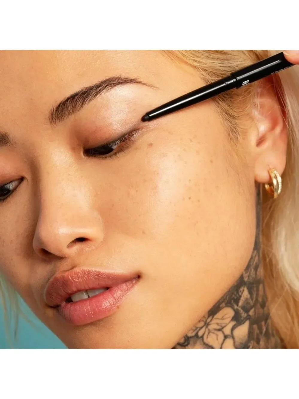 Lottie London AM to PM Retractable Eyeliner in Black